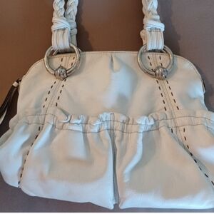 Elegant White Shoulder Bag with Braided Straps
